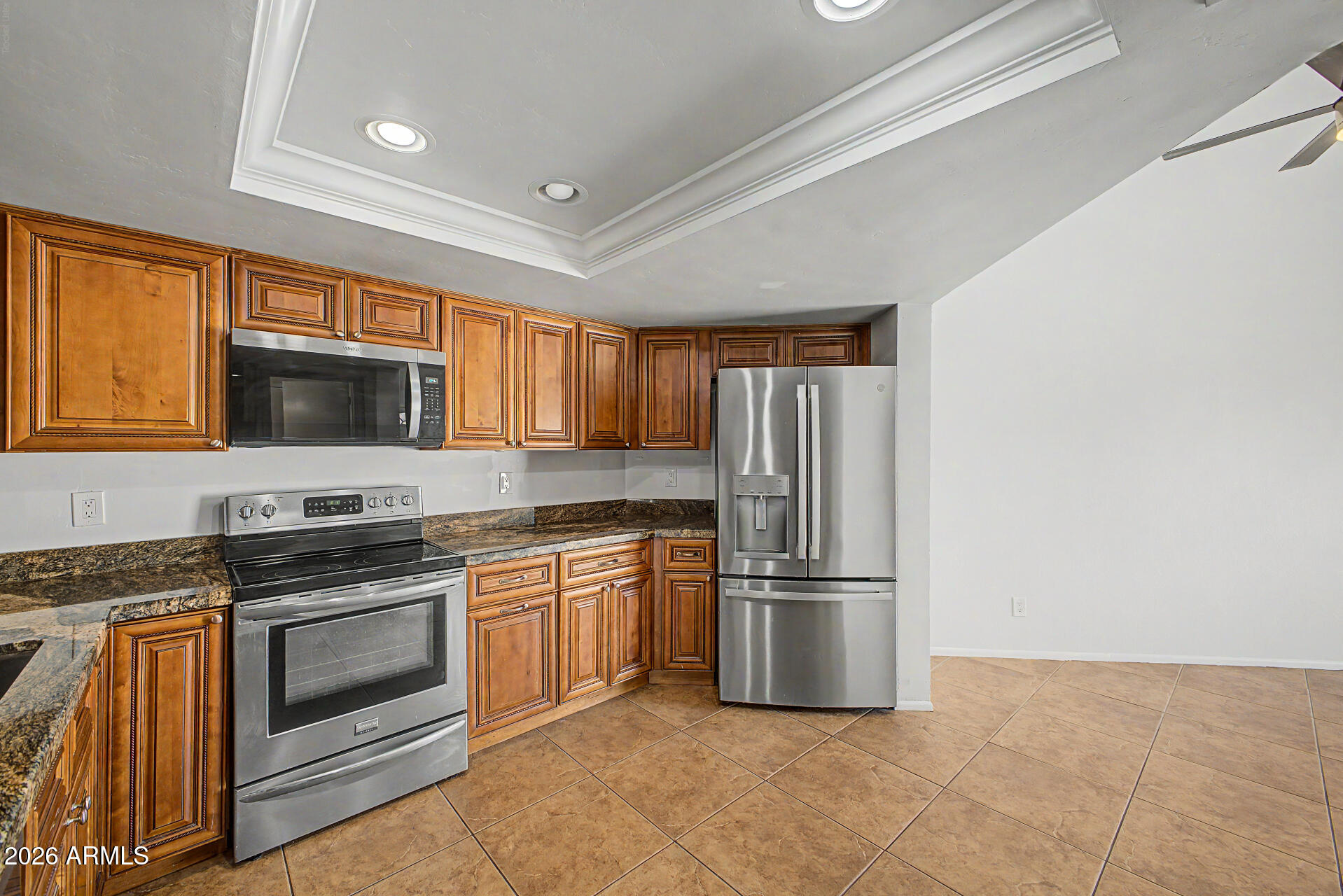 4122 West Calavar Road Phoenix, AZ 85053 - Photo 11 of 25
