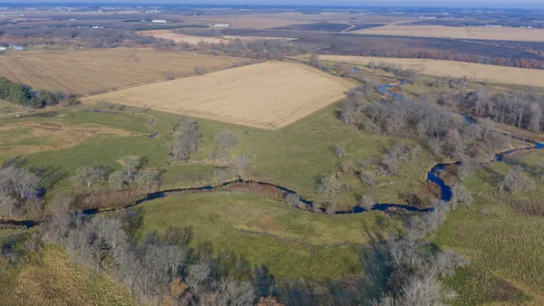 $1,270,000 | 7239 River Road, Chester, IA 52134