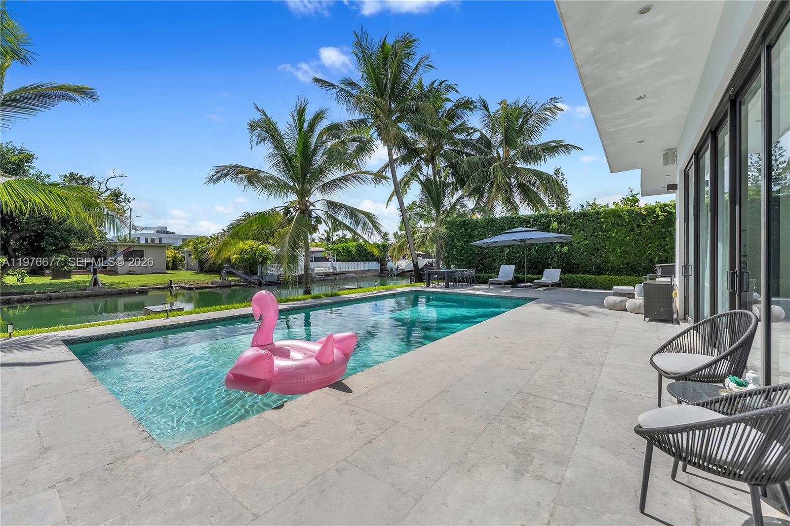 1540 Cleveland Road Miami Beach, FL 33141 - Photo 1 of 26 Gallery Image 1