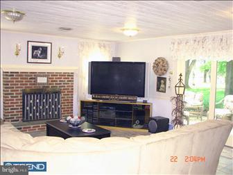 2213 Schultz Road Lansdale, PA 19446 - Photo 6 of 6 Family Room