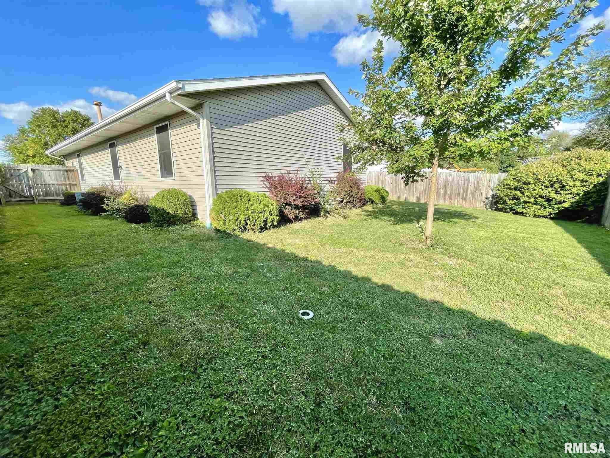 3016 East Griffiths Avenue Springfield, IL 62702 - Photo 21 of 29 Gallery Image 21