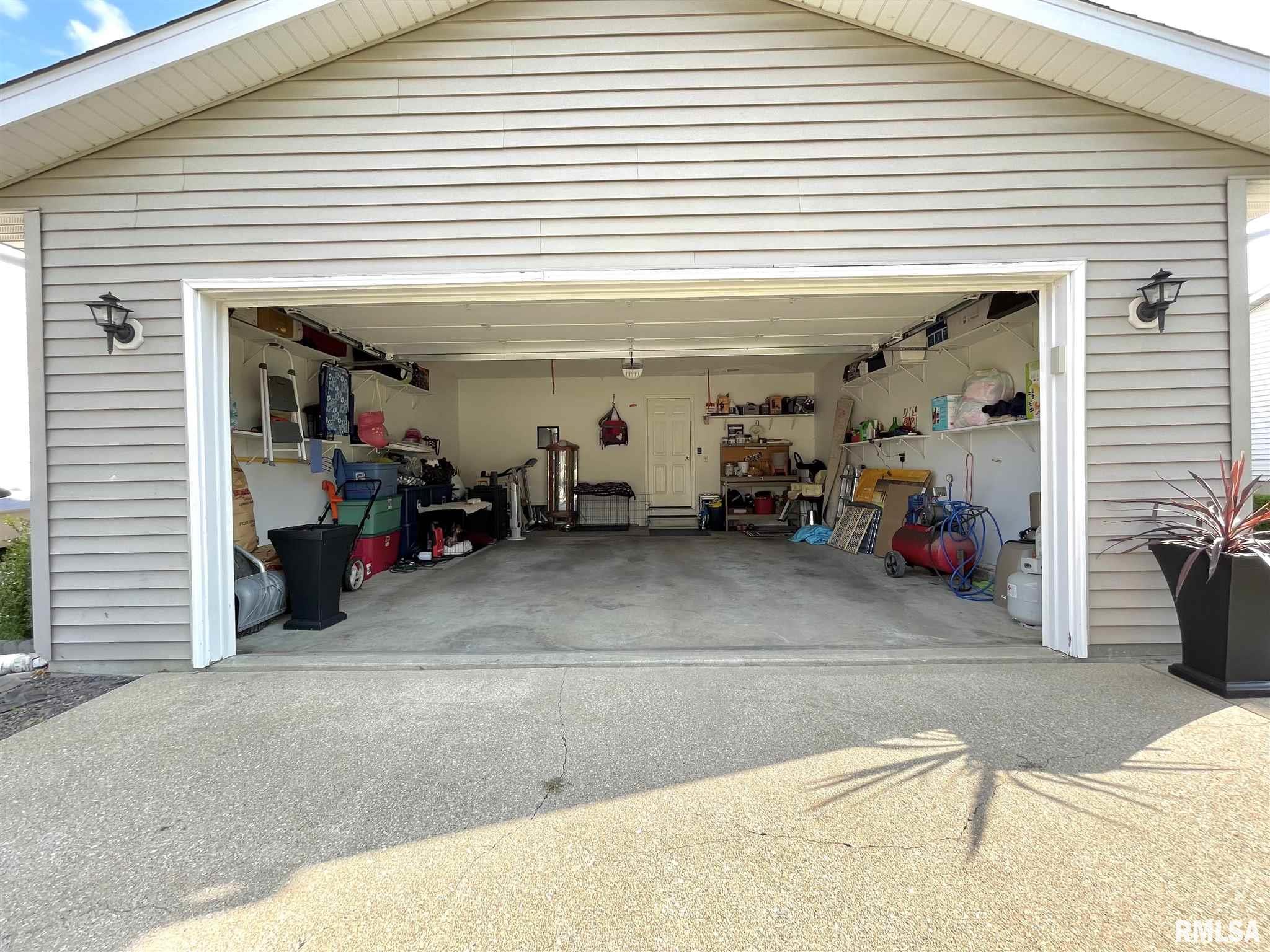 3016 East Griffiths Avenue Springfield, IL 62702 - Photo 22 of 29 Gallery Image 22