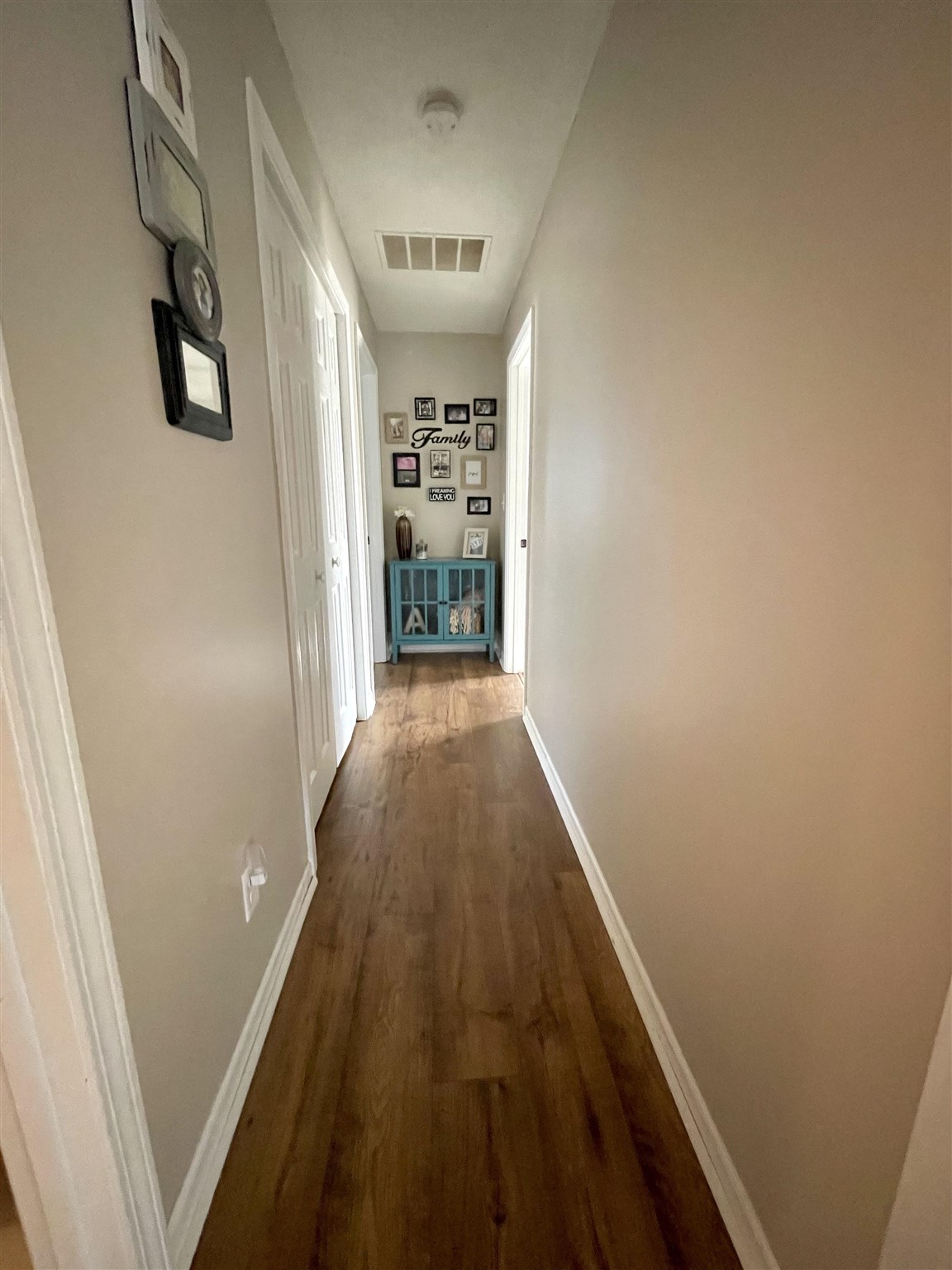 3016 East Griffiths Avenue Springfield, IL 62702 - Photo 8 of 29 Gallery Image 8