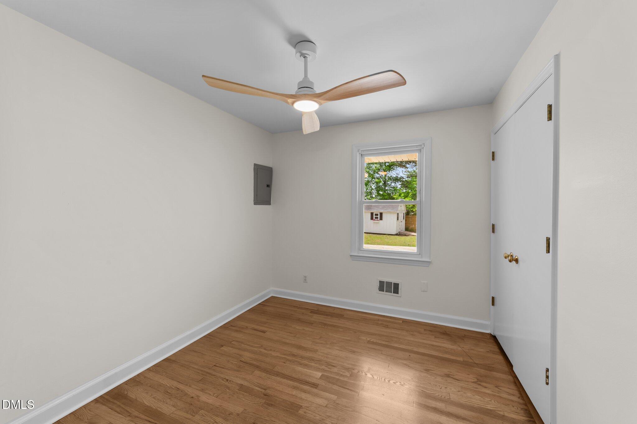 314 Wrenn Street Apex, NC 27502 - Photo 16 of 23 7-print-38-web-or-mls-VB4A7149