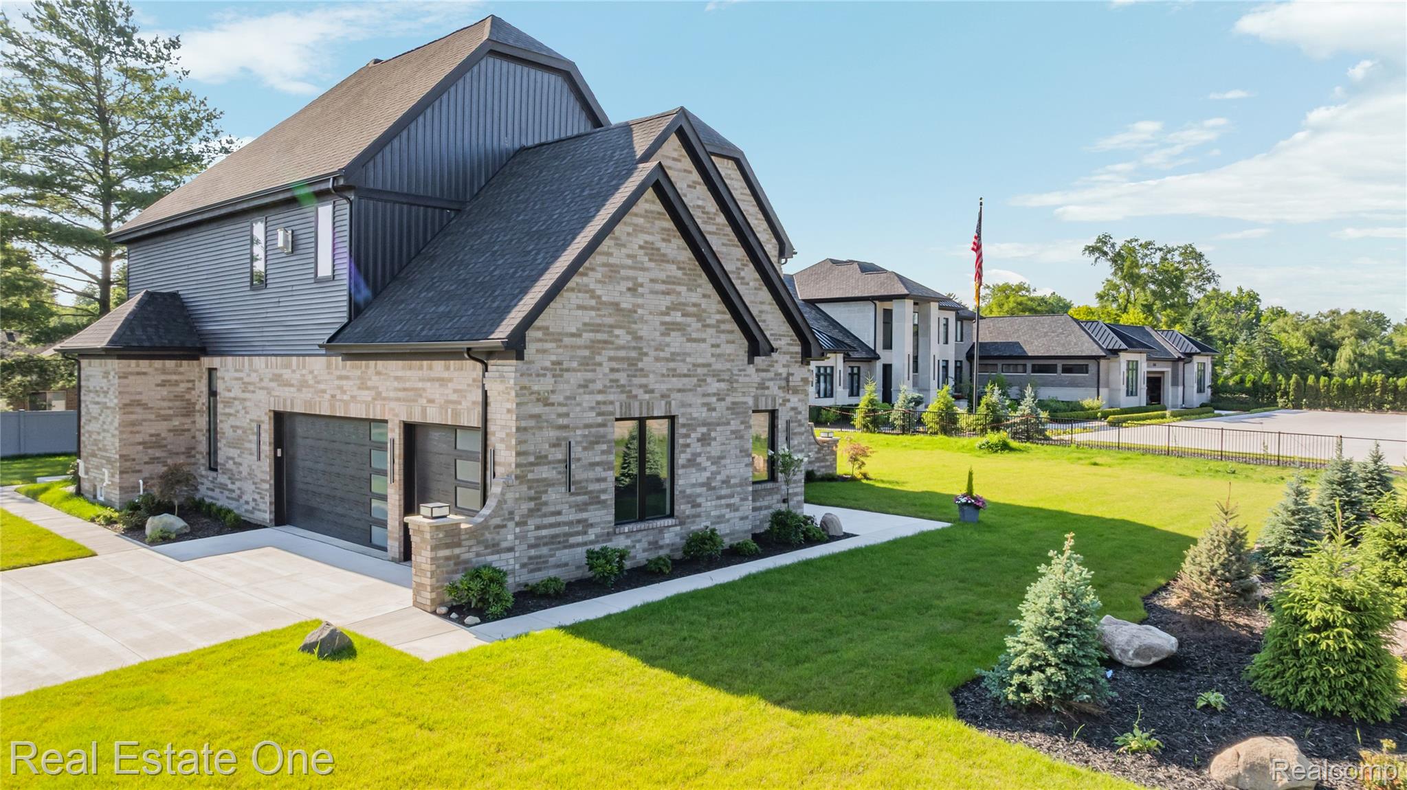 5321 Rochester Road Troy, MI 48085 - Photo 2 of 69 5321 Rochester - OnDemand Pix Photography (92).jpg