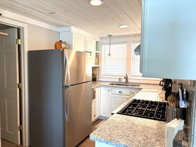 $319,900 | 5439 West Warren Street, Silver Lake, IN 46982