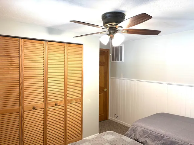 $319,900 | 5439 West Warren Street, Silver Lake, IN 46982