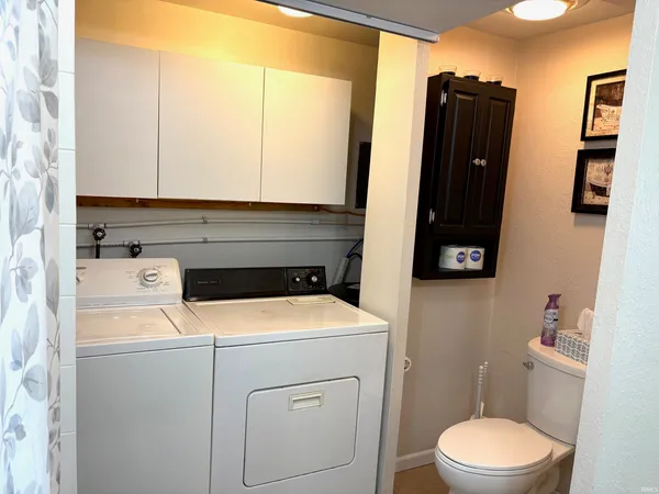 $274,000 | 5439 West Warren Street, Silver Lake, IN 46982