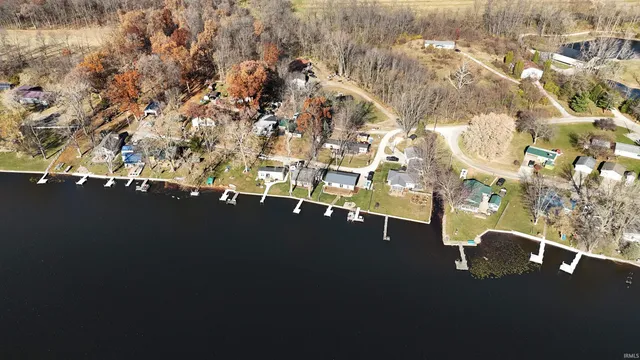 $319,900 | 5439 West Warren Street, Silver Lake, IN 46982