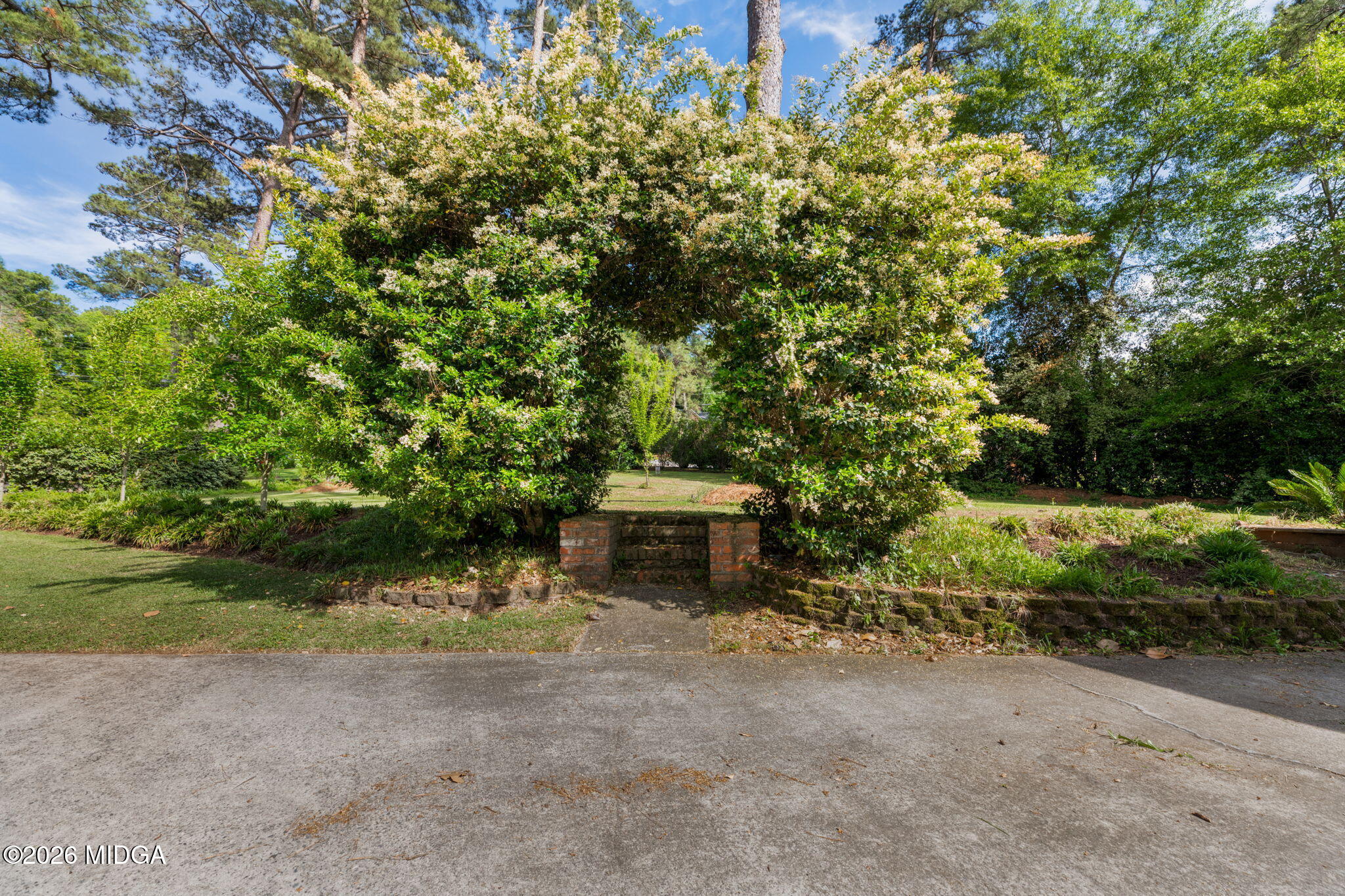 2520 Rockbridge Road Macon, GA 31204 - Photo 57 of 63 Character Everywhere
