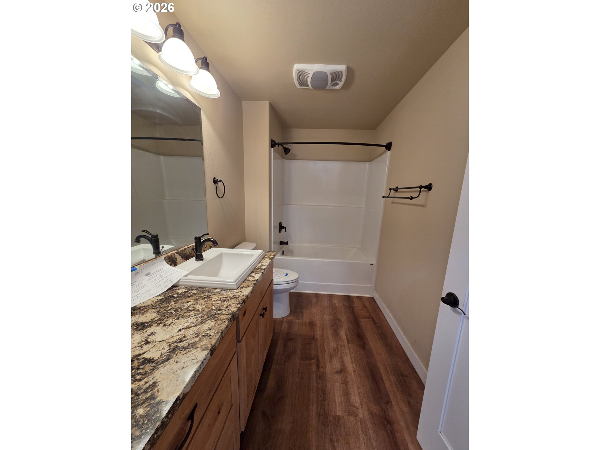 5137 Southwest Grange Road Roseburg, OR 97471 - Photo 11 of 16