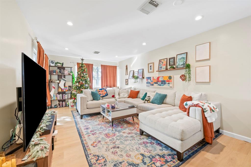 830 Southwest 9th St Circle, Unit 204 Boca Raton, FL 33486 - Photo 7 of 16