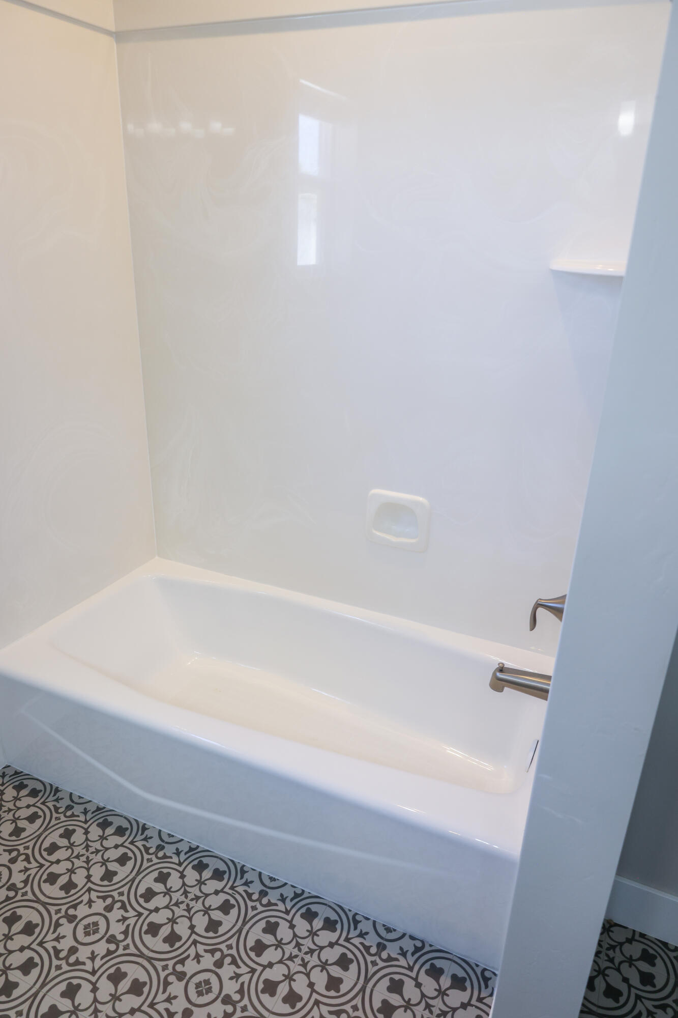 94 North Windsor Road Cedar City, UT 84720 - Photo 42 of 57 Bathroom