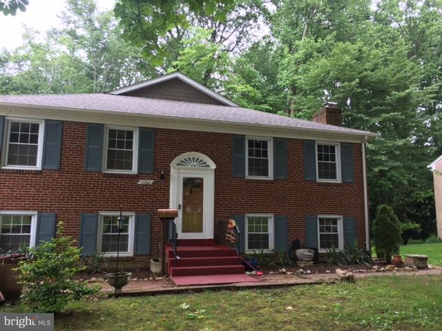 5302 Easton Drive Springfield, VA 22151 - Photo 1 of 15 Exterior (Front)