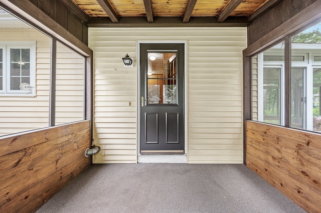 380 Quaker Street Northbridge, MA 01534 - Photo 31 of 42