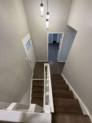 a view of entryway and hall