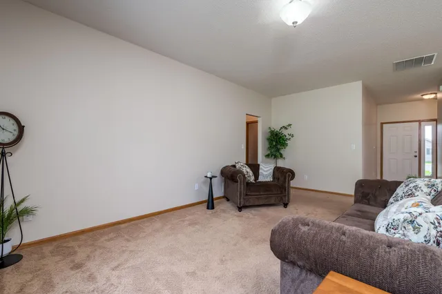 $254,000 | 416 Buckshot Court, Kenyon, MN 55946