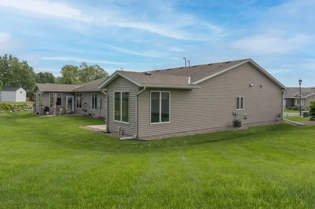 $254,000 | 416 Buckshot Court, Kenyon, MN 55946