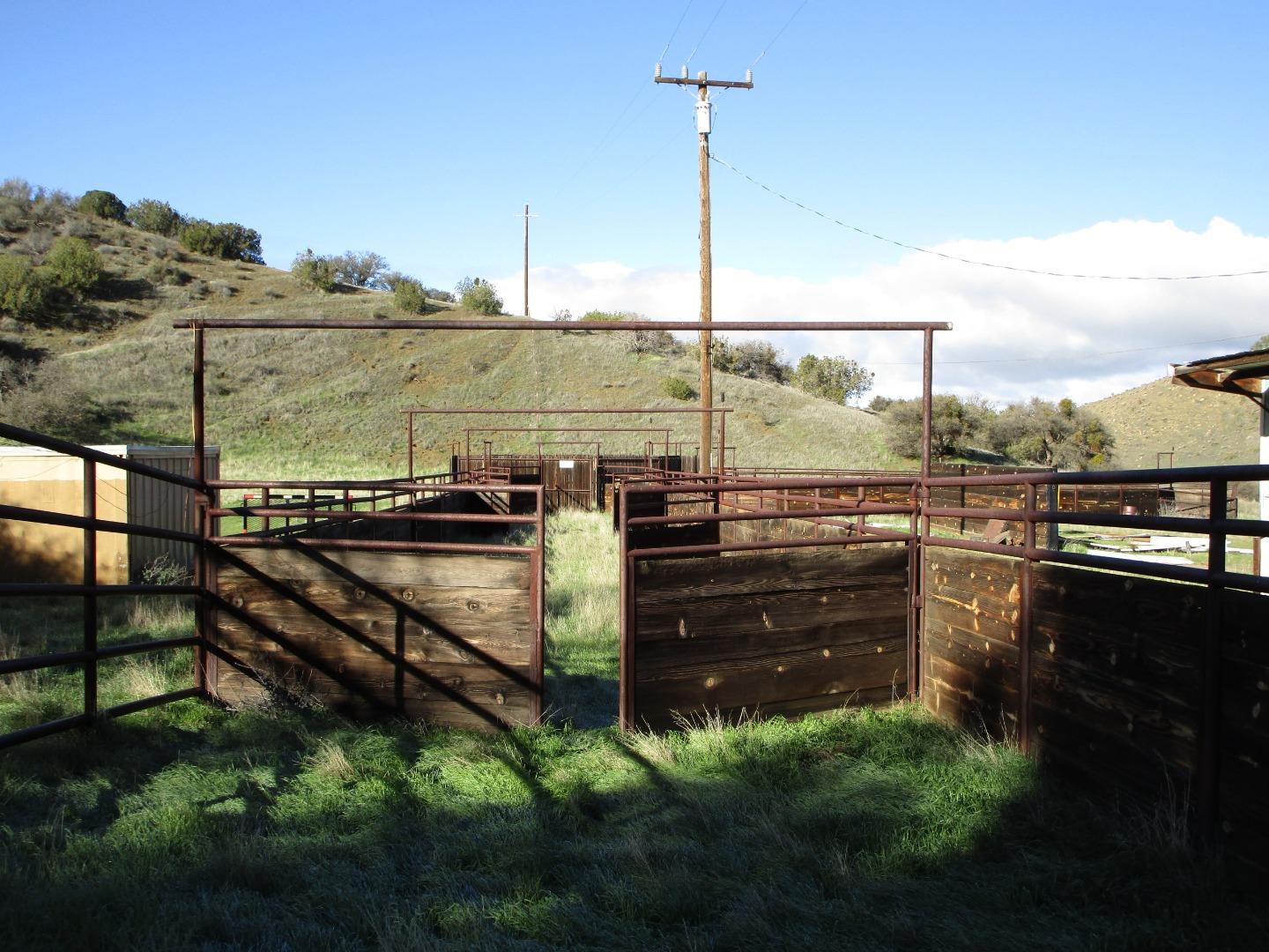 19825 New Idria Road Paicines, CA 95043 - Photo 19 of 35