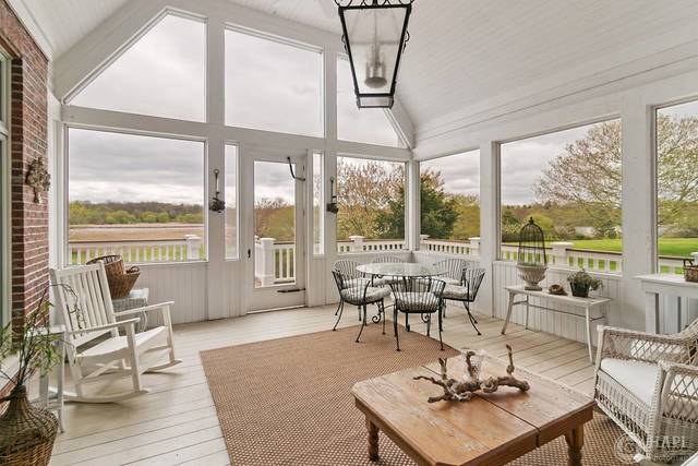 213 North Signal Hill Road Barrington, IL 60010 - Photo 13 of 44