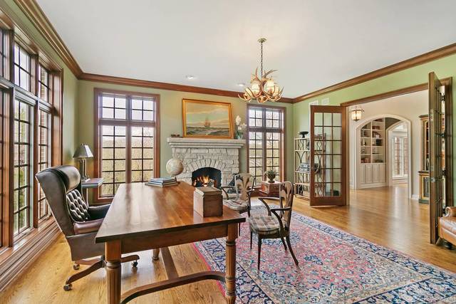 213 North Signal Hill Road Barrington, IL 60010 - Photo 7 of 44