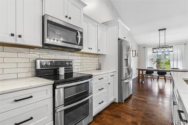 $410,000 | 105 Shepherd Mountain Road, Farmington, MO 63640