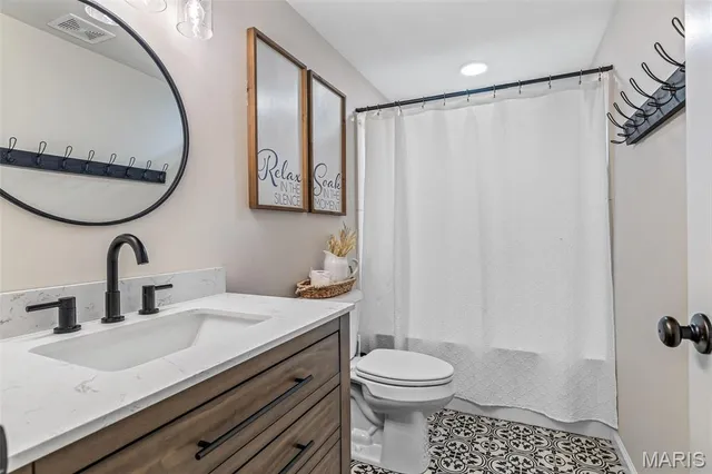 $410,000 | 105 Shepherd Mountain Road, Farmington, MO 63640