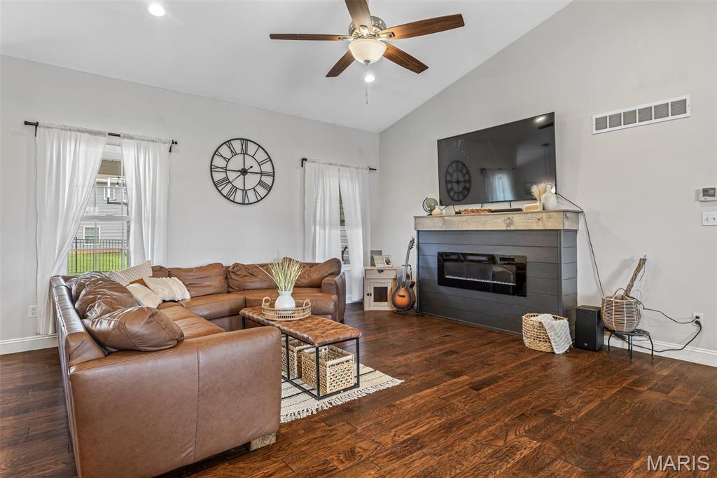 105 Shepherd Mountain Road Farmington, MO 63640 - Photo 5 of 46