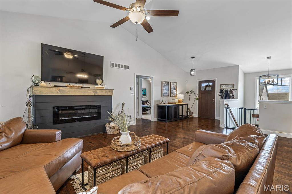 105 Shepherd Mountain Road Farmington, MO 63640 - Photo 7 of 46