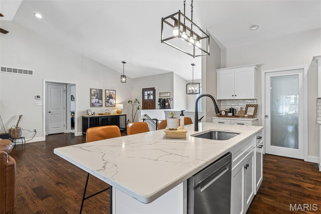 105 Shepherd Mountain Road Farmington, MO 63640 - Photo 9 of 46