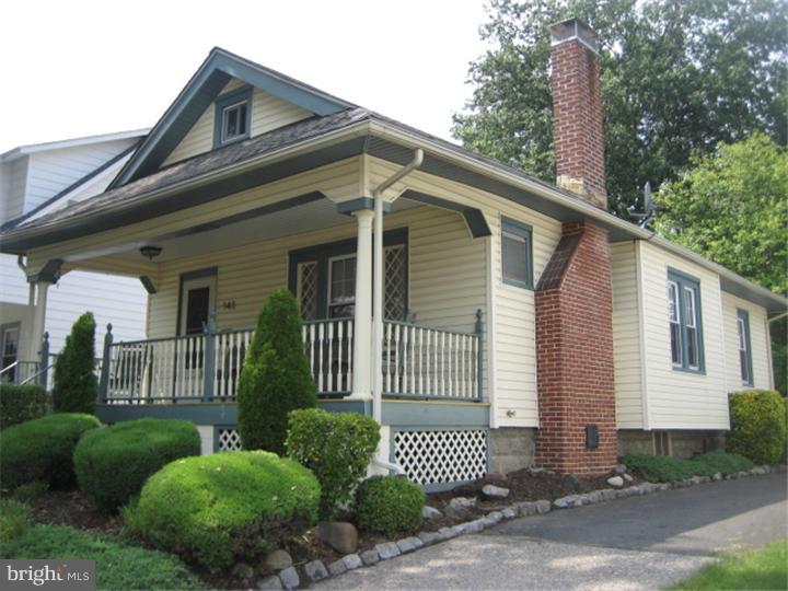 145 Cornell Road Audubon, NJ 08106 - Photo 3 of 21 Porch