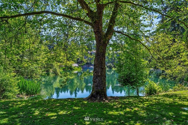 $540,000 | 13835 Northeast 69th Street, Unit 681, Redmond, WA 98052