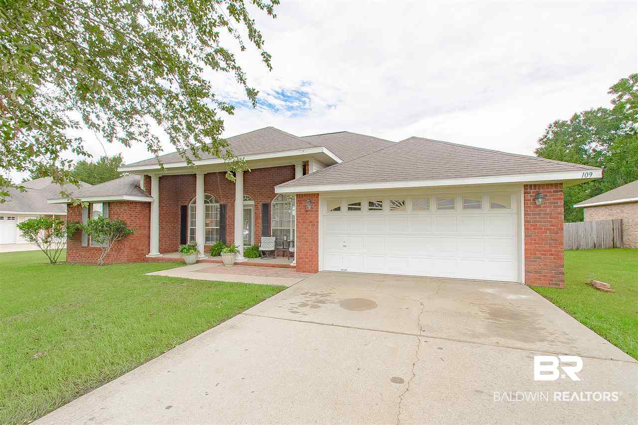 109 Pemberton Loop Fairhope, AL 36532 - Photo 3 of 35