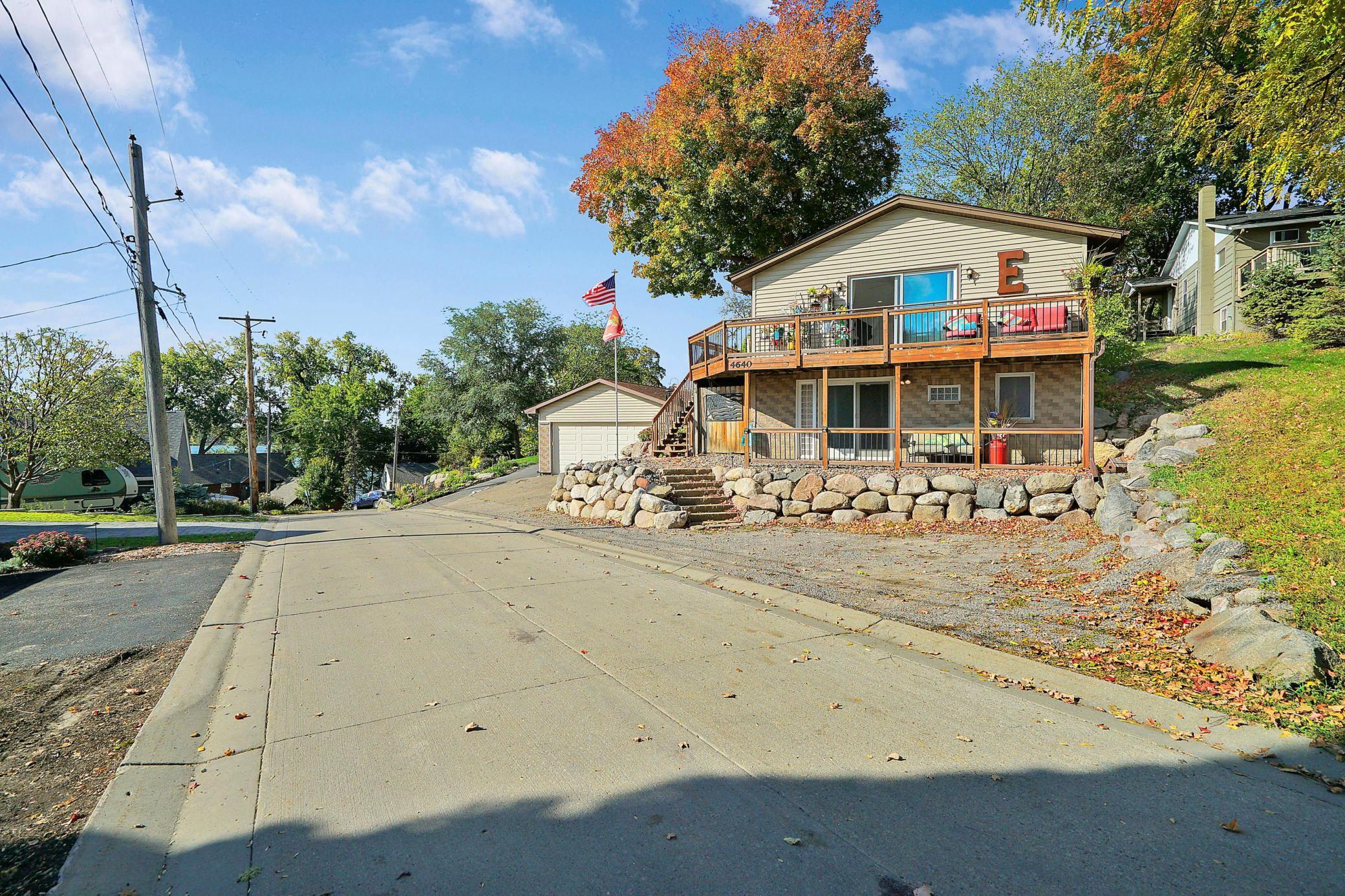 4640 Island View Drive Mound, MN 55364 - Photo 2 of 18