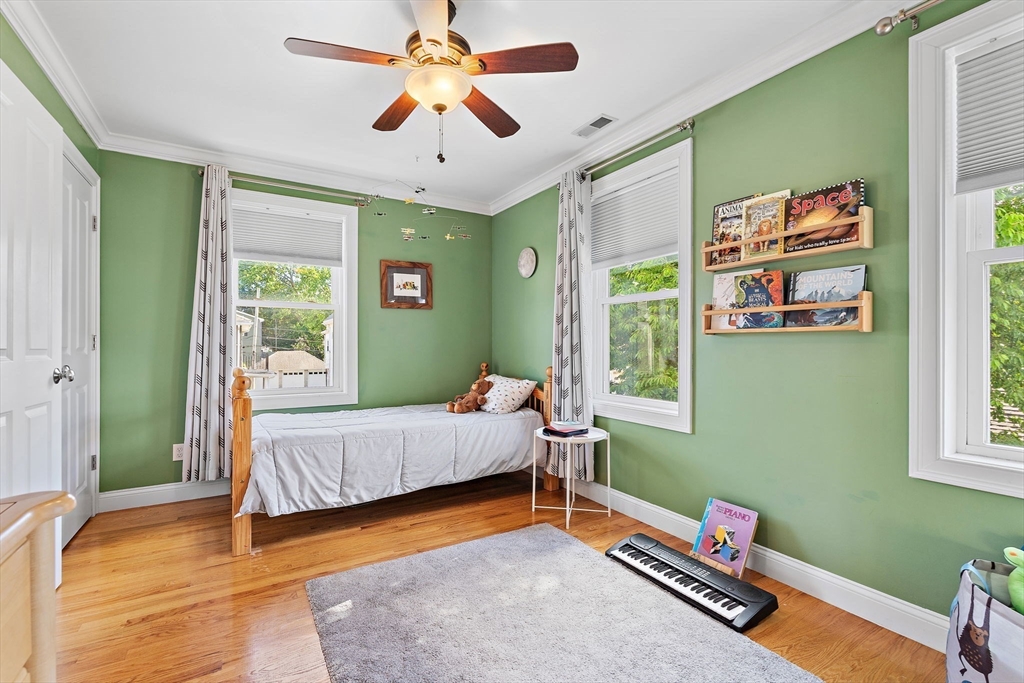 61 Parmenter Road, Unit 1 Waltham, MA 02453 - Photo 13 of 31