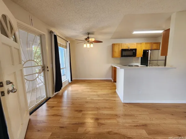 $2,900 | 94-217 Lumiaina Place, Unit A204, Waipahu, HI 96797