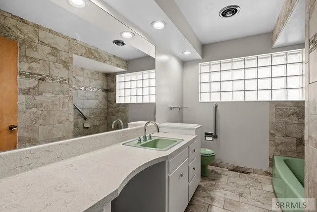 $374,000 | 1065 East 21st Street, Idaho Falls, ID 83404