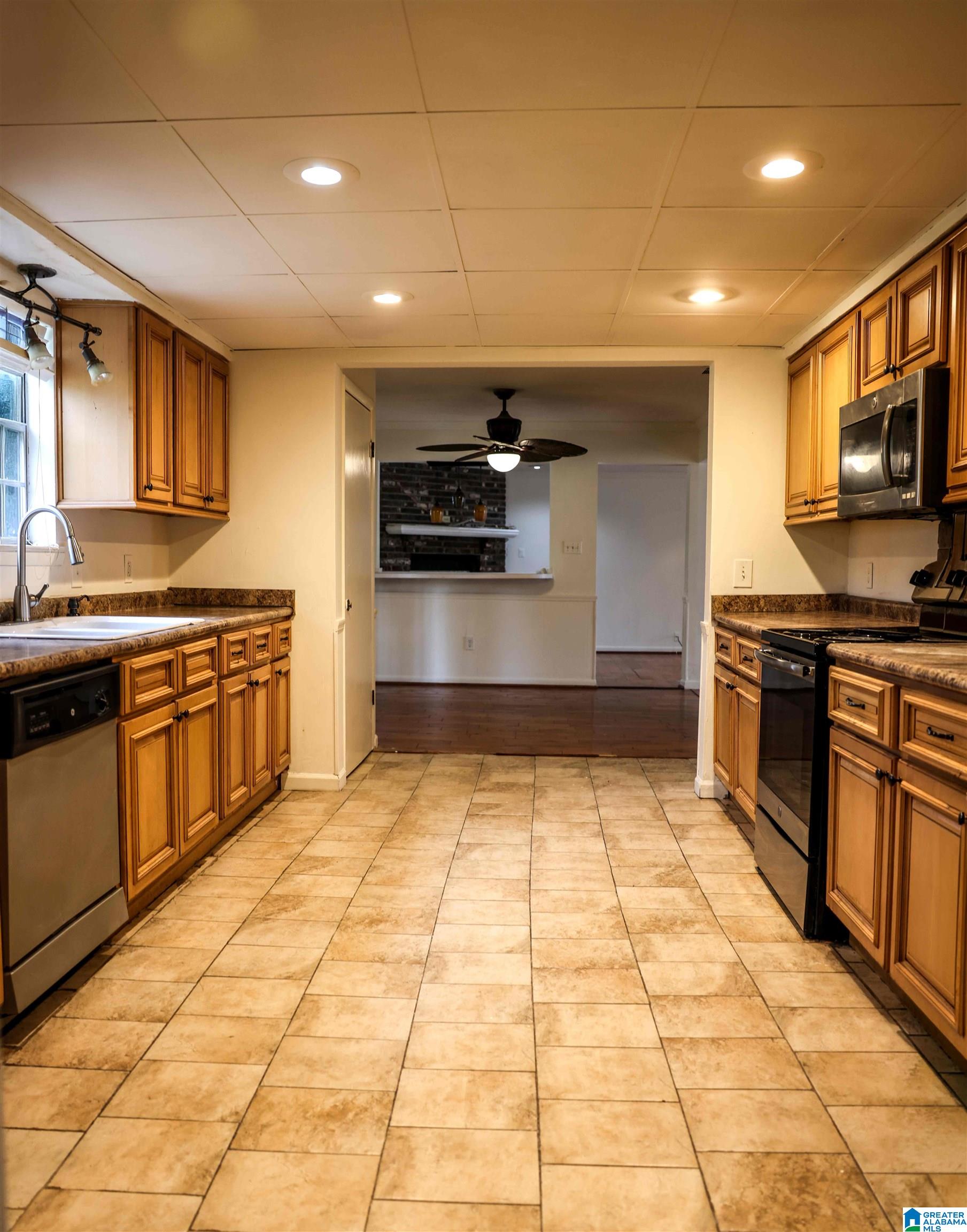 852 Sun Valley Road Birmingham, AL 35215 - Photo 22 of 24