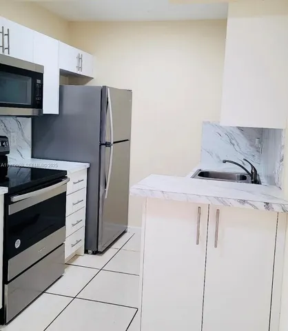 $1,500 | 1500 North Congress Avenue, Unit B37, West Palm Beach, FL 33401