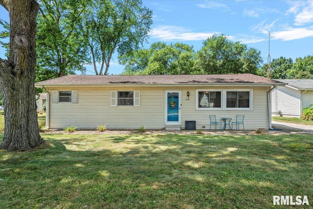 3001 Piper Road Springfield, IL 62707 - Photo 1 of 31