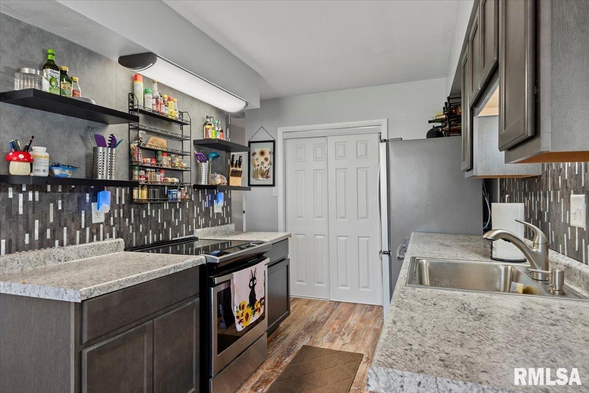 3001 Piper Road Springfield, IL 62707 - Photo 12 of 31