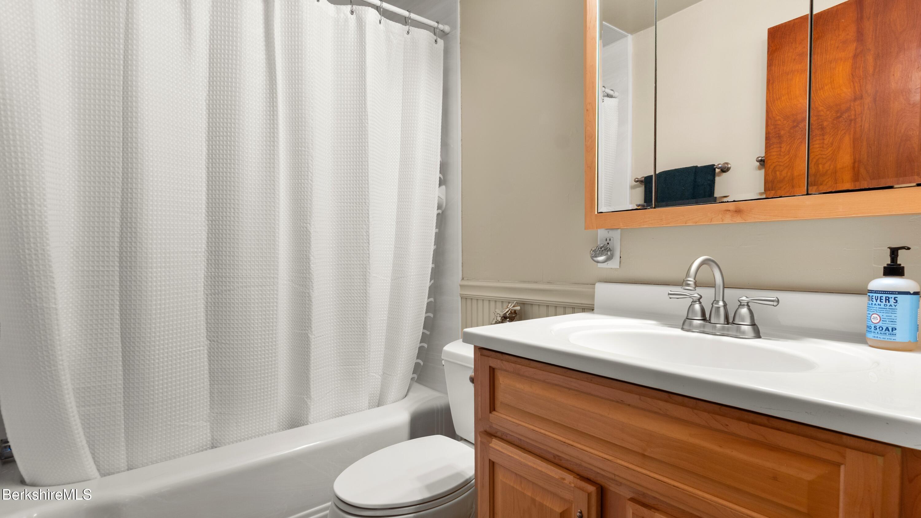 55 Howe Road Pittsfield, MA 01201 - Photo 6 of 16 Bathroom