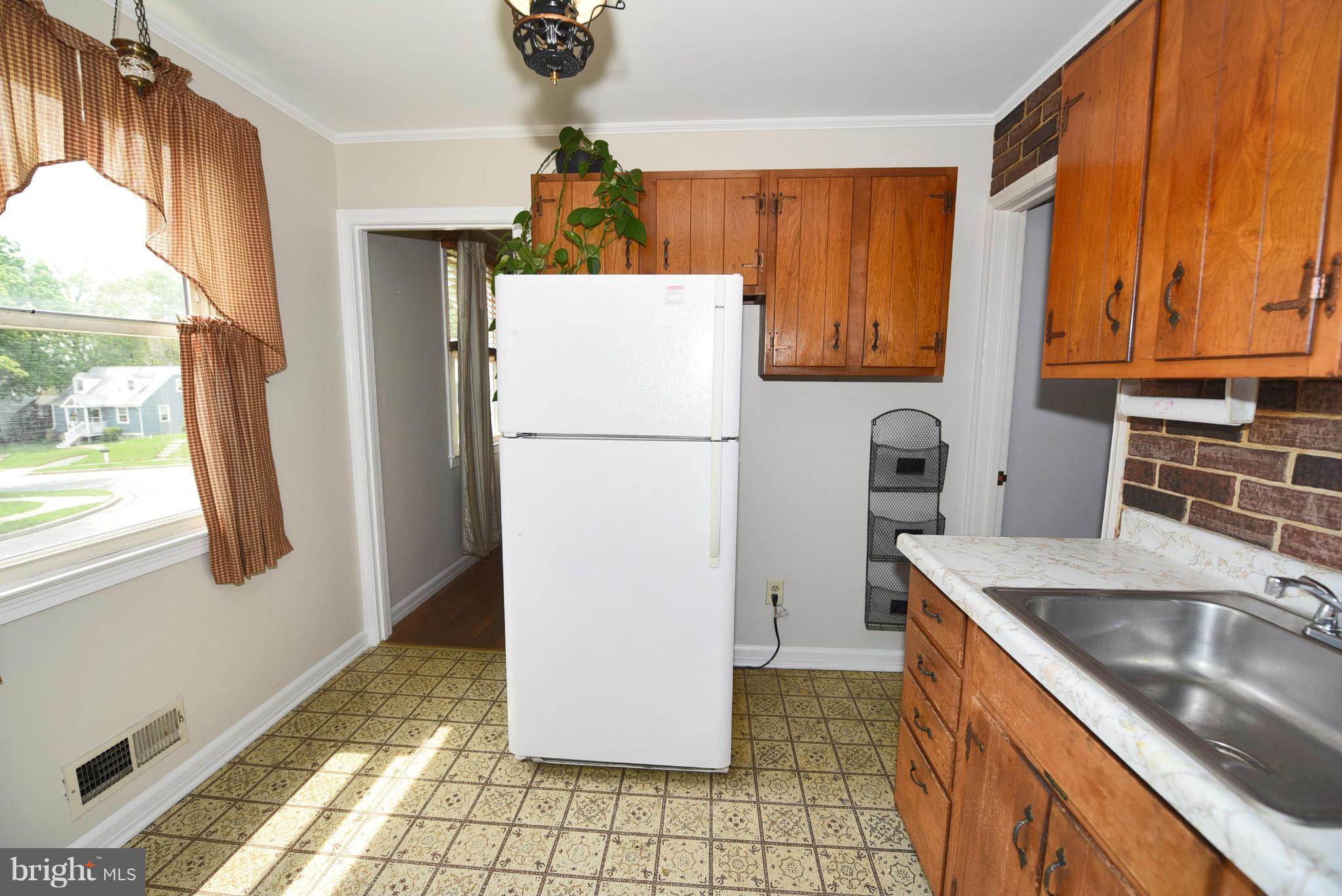 1811 Cromwood Road Baltimore, MD 21234 - Photo 11 of 30 Kitchen