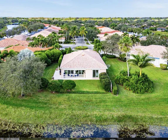 $1,075,000 | 7586 Quida Drive, West Palm Beach, FL 33411