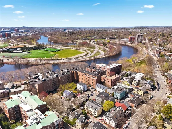 $699,900 | 5 Brewer Street, Unit 3, Cambridge, MA 02138
