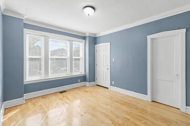 $1,600 | 2246 North Leamington Avenue, Unit 1, Chicago, IL 60639