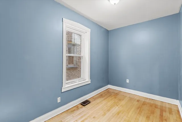 $1,600 | 2246 North Leamington Avenue, Unit 1, Chicago, IL 60639