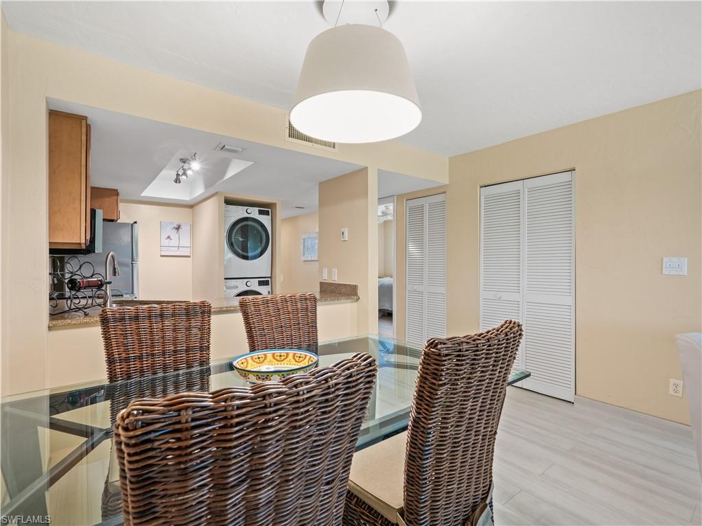 600 Neapolitan Way, Unit 127 Naples, FL 34103 - Photo 13 of 41