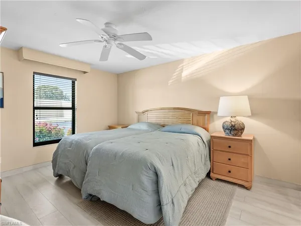 $309,000 | 600 Neapolitan Way, Unit 127, Naples, FL 34103
