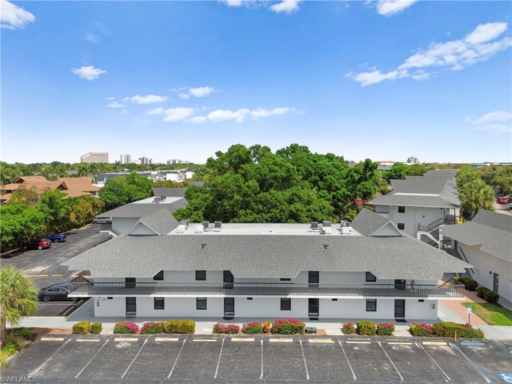 600 Neapolitan Way, Unit 127 Naples, FL 34103 - Photo 36 of 41